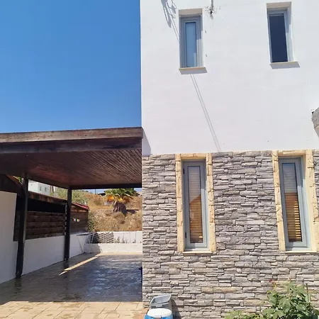 Holiday home Tereza's House Agia Varvara